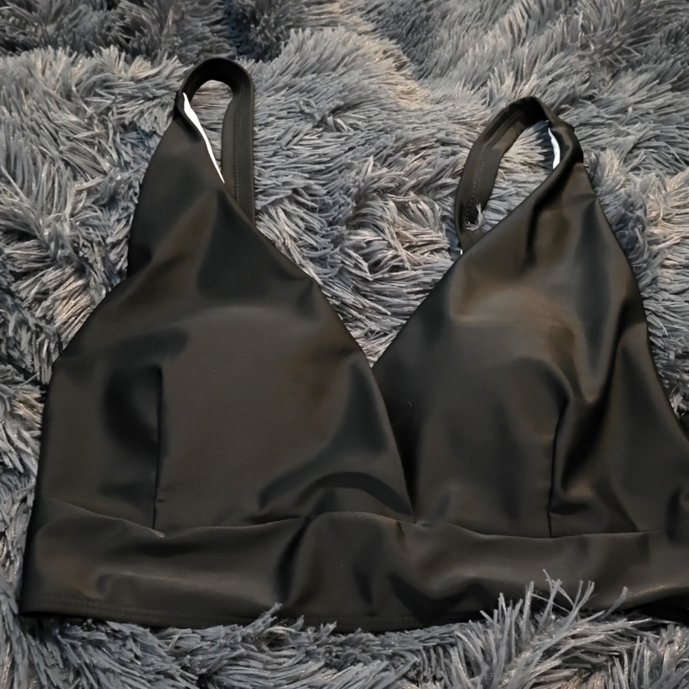Bathing suit top/ sports bra2xl